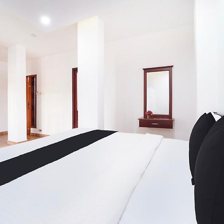 Super Townhouse City Center Ernakulam Kochi Kültér fotó