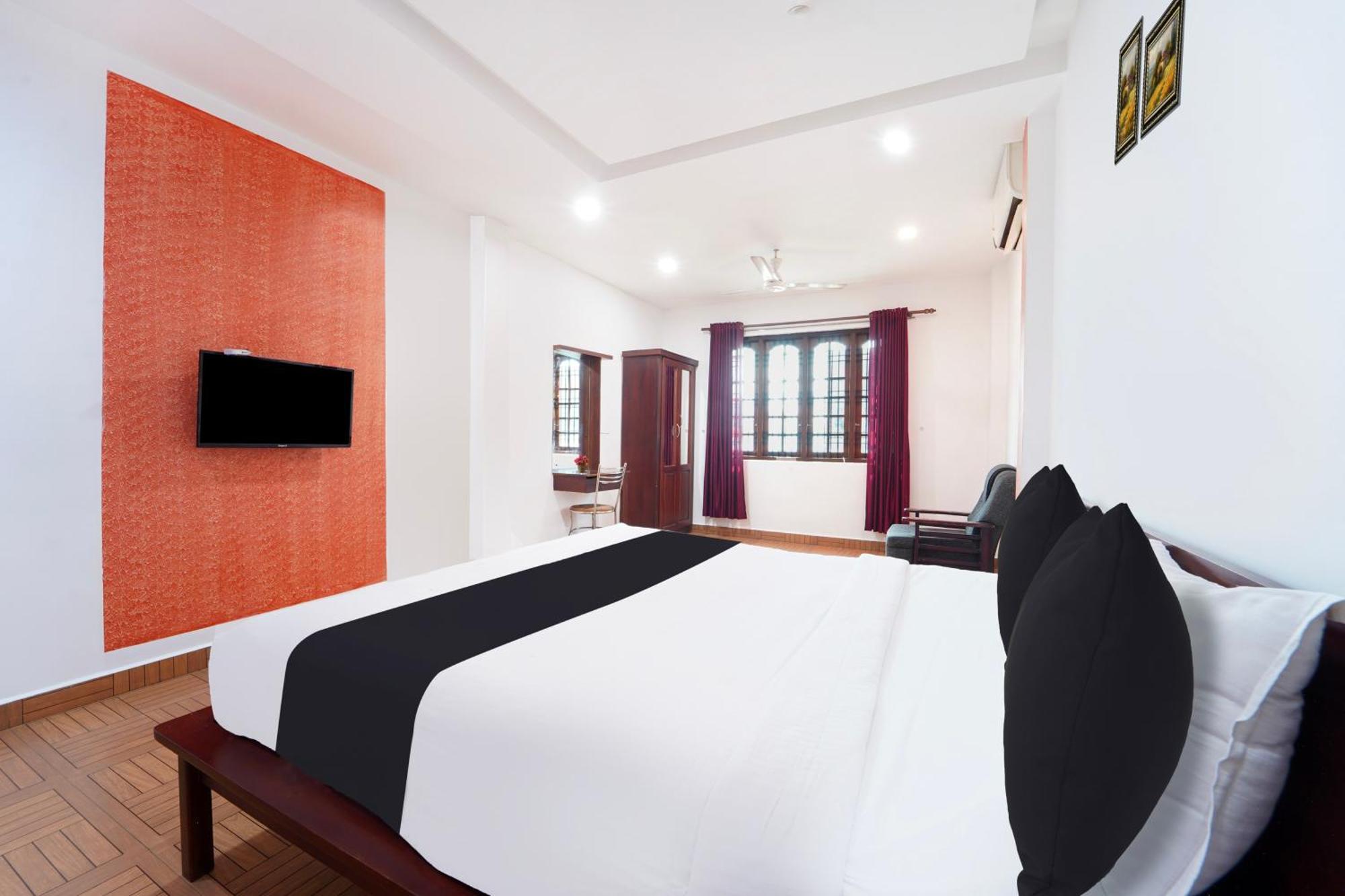 Super Townhouse City Center Ernakulam Kochi Kültér fotó