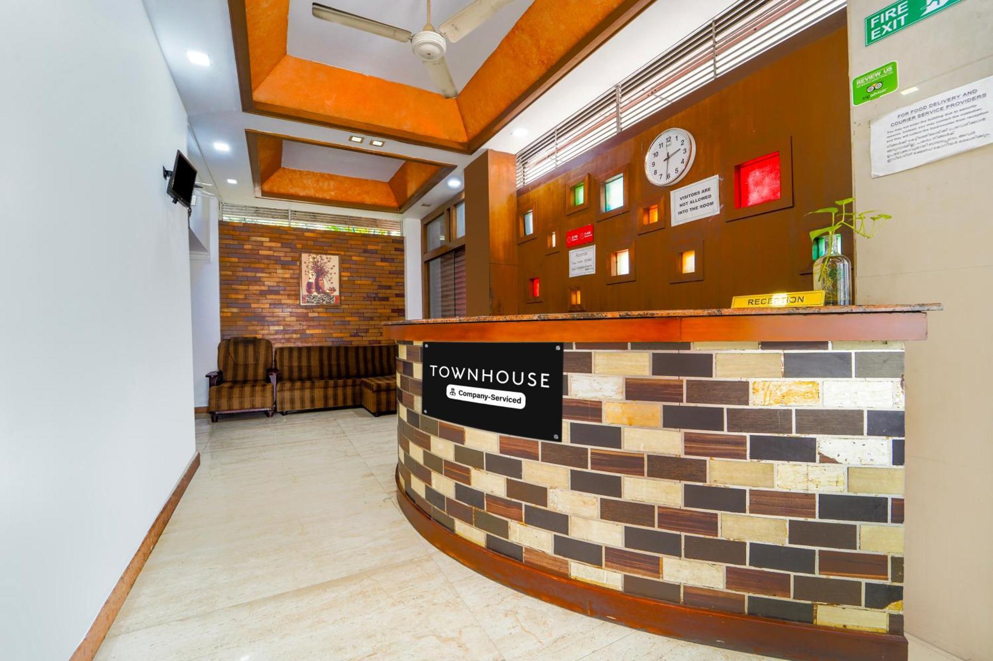 Super Townhouse City Center Ernakulam Kochi Kültér fotó